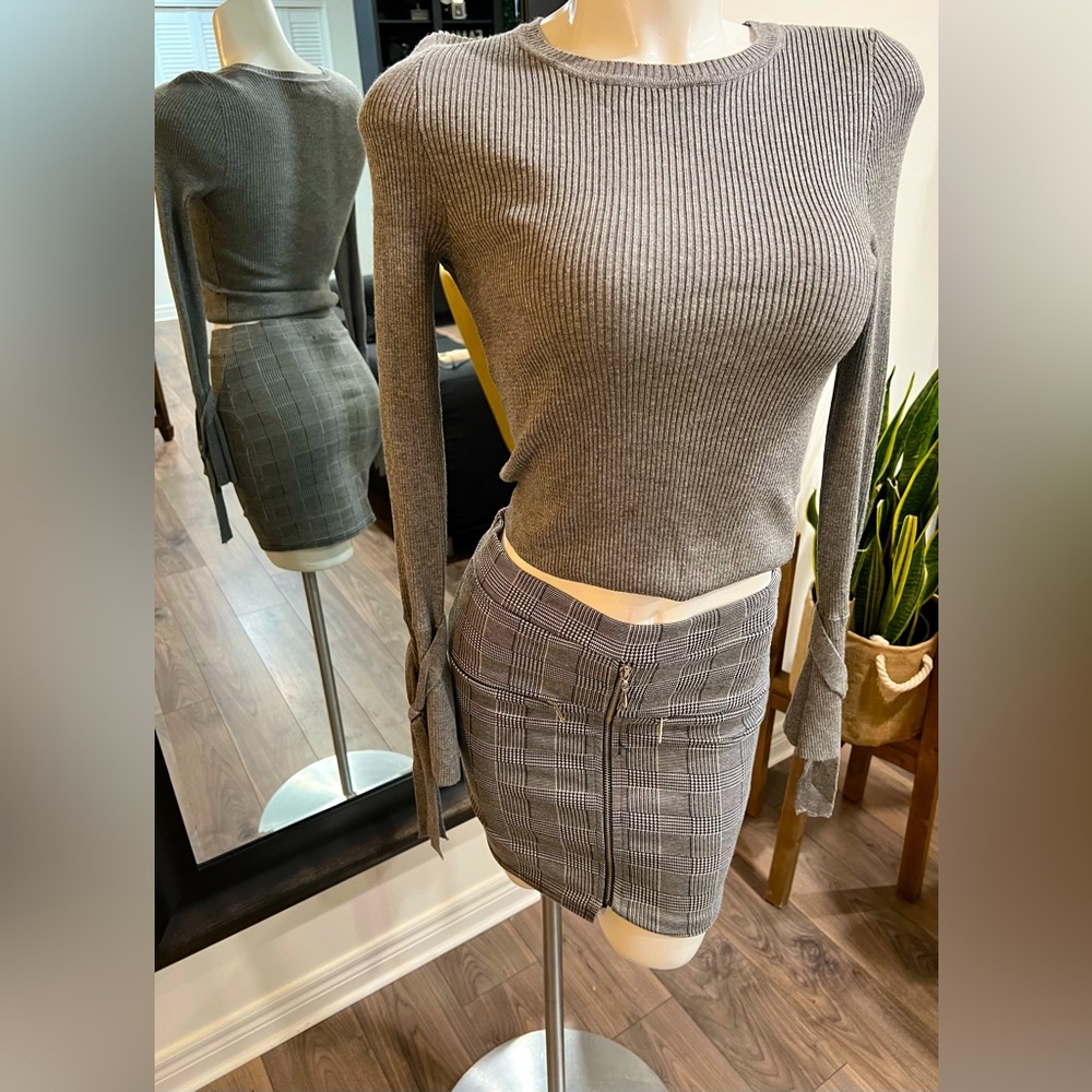Forever 21 Sweater